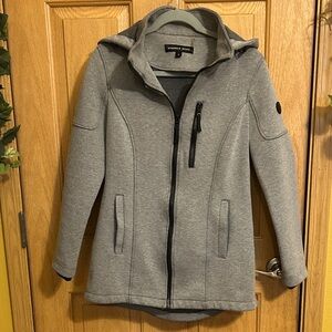 Andrew Marc Women’s Charcoal Gray SoftShell Jacket, Size M in Like New Condition